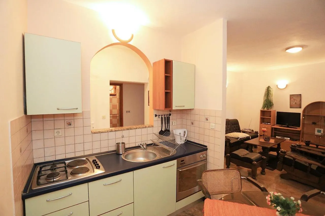 House Kia Villa Preko Holiday home